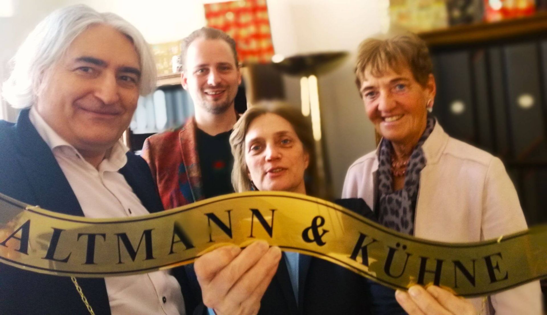 Selfie: Thomas Rihl und Jacky Proksch besuchen die Schokoladenmanufaktur Altmann & Kühne